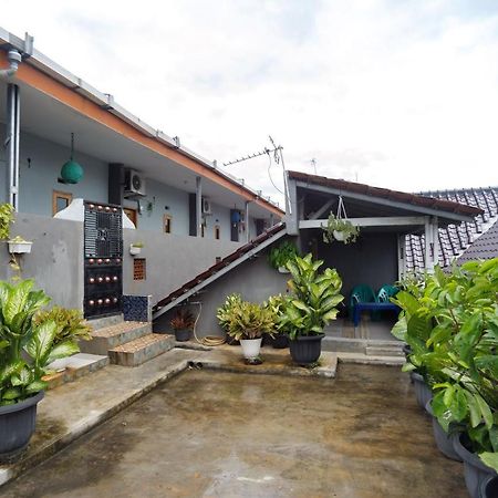 OYO 2286 Wisma Laut Tawar Syariah Bandar Lampung Bagian luar foto